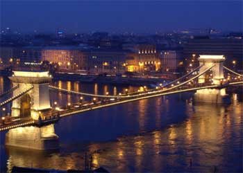 Podul cu lanturi din Budapesta