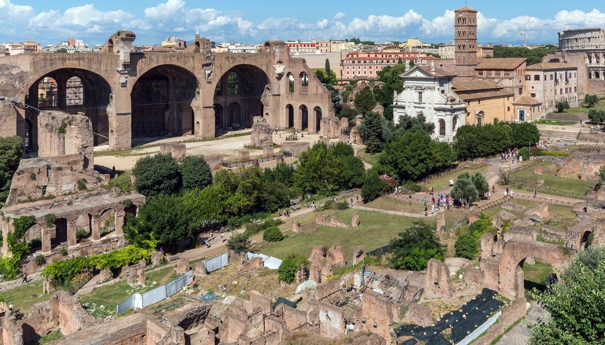 Forul Roman - vedere panoramica