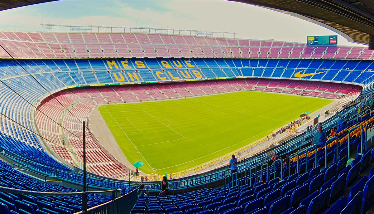Camp Nou, stadionul echipei FC Barcelona