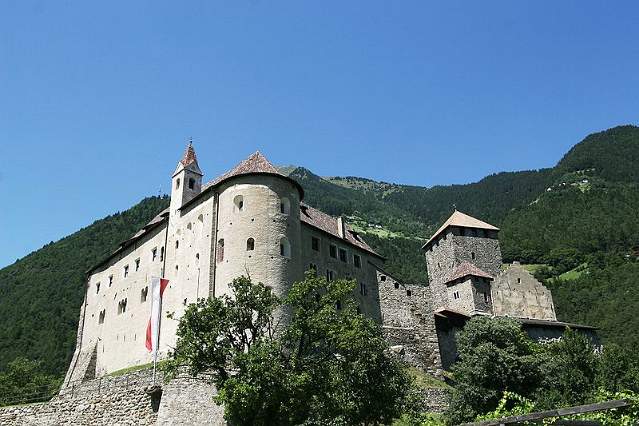 Castello di Tirol