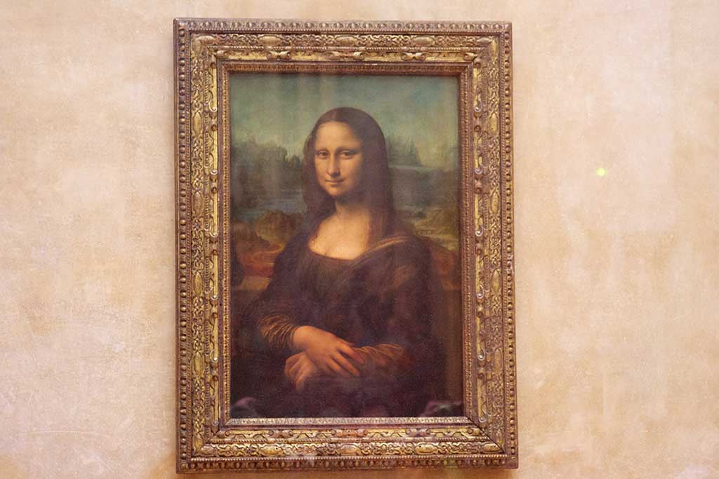 Celebra Mona Lisa de la Luvru