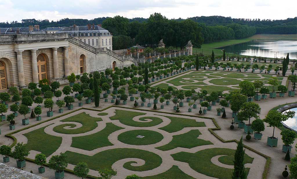 Gradinile si Palatul de la Versailles
