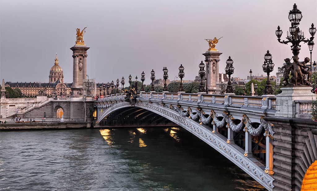 Podul Alexandru al III-lea din Paris