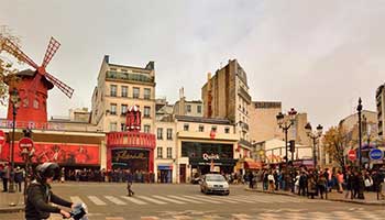 obiective turistice Paris - Place Pigalle