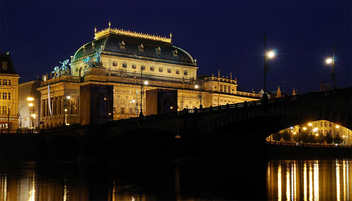 Teatrul National din Praga